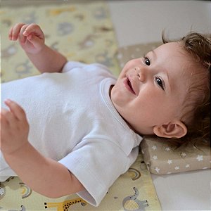 TRAVESSEIRO ANTISSUFOCANTE BUBLIM PETIT - ESTRELAS BEGE