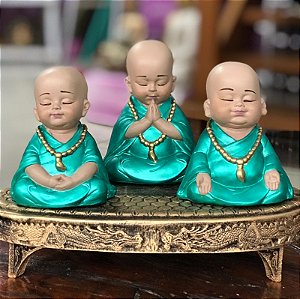 Trio Monges em meditação (verde cintilante)