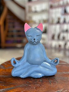 Gato Yoga meditando (cinza/rosa)
