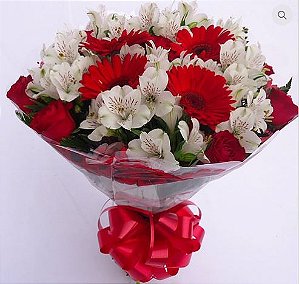 Buquê Gerberas Rosas e Astromelhias