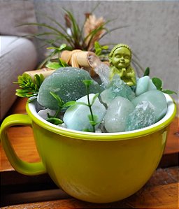 Fonte na Caneca colorida