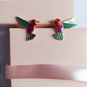 Brinco Semi Jóia Esmaltado Banho Ouro 18k Beija Flôr