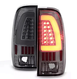 LANTERNA TRASEIRA - TRITON - OLED - 2015/2018 - FUMÊ