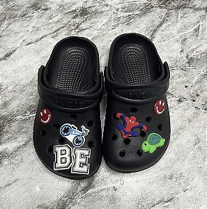 Crocs nome + personagem