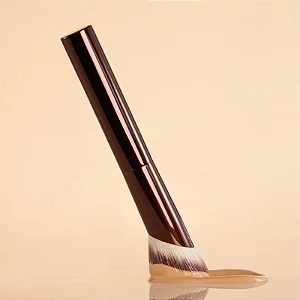 Ambient Soft Glow Foundation Brush