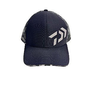 Boné Daiwa Preto Camuflado