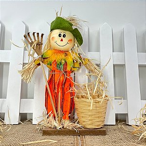 Enfeite Decorativo De Festa Junina Com Base Espantalho Com Cesta e Rastelo - Verde - 1 unidade - Rizzo