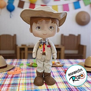 Menino em Feltro - Cangaço Festa Junina - 13x31x7cm - 1 unidade - Rizzo