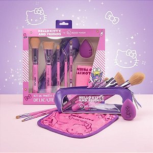 Kit de Pinceis Para Maquiagem + Esponja e Necessaire - Delicate Beauty - Hello Kitty and Friends - 1 unidade - Rizzo