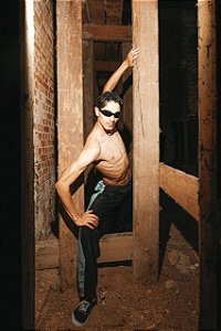 CALÇA ALFAIATARIA X DENIM