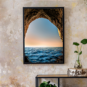 Quadro Decorativo Olhar de uma Caverna para o Mar e Horizonte