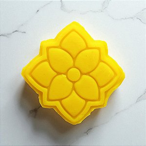 Modelador e Ejetor Para Modelar Doces, Massas e Brigadeiros | Flor 8 pétalas