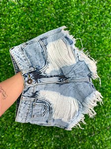 Short Jeans Feminino Destroyed Lavagem Clara E Barra Desfiada Cintura Alta | Sem Elastano 100% algodão