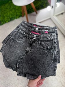 Short Jeans Cintura Alta Feminino Com Barra a Laser e Aplicações No Cós | Lavagem Estonada| Sem Elastano