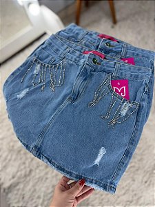 Saia Jeans Feminina Cintura Alta Lavagem Azul Clara Com Barra e Fios de Strass- Sem Elastano