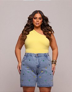 Bermuda Jeans Feminina Plus Size Cintura Alta Meia Coxa Com Barra A Laser E Bordados Brasil Copa do Mundo- Sem Elastano