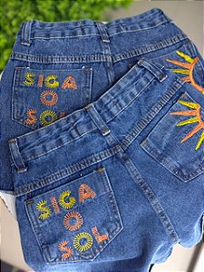 Short Jeans Feminino Cintura Alta Bordado Verão Marmorizado - Sem Elastano
