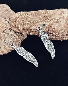 Pingente Pena Escurecida 3,6cmx 0,8cm - Prata 925