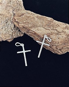 Pingente Cruz Fina 2,3 cm x 1,4 cm - Prata 925
