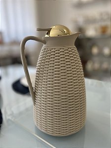 Garrafa Térmica de plástico bege com tampa dourada New Rattan 1L