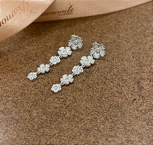 BRINCOS FLORES PENDURADAS