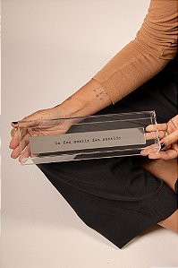 Placa Espelhada Prata no Acrílico - Se faz sentir, faz sentido