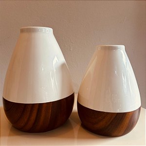 Vaso Decorativo Off White/ Amaderado (15 x15 x 20cm)