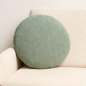 ALMOFADA REDONDA COMPLETA TECIDO BOUCLE COM REFIL COR VERDE CLARO 43CM