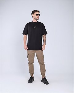 Camiseta Move The Crowd Oversized - BASICS