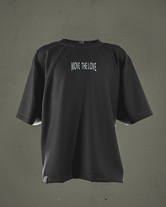 Camiseta Move The Crowd Oversized - L O V E