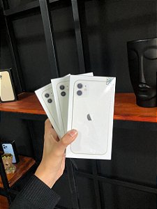 IPhone 11 128 GB  LACRADO