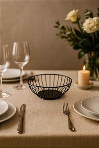 Centro de Mesa de Metal Decorativo – Elegância e Sofisticação para sua Casa