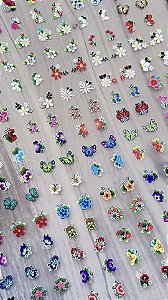 Adesivos³D Mega-Cartelão com 240 (uni).