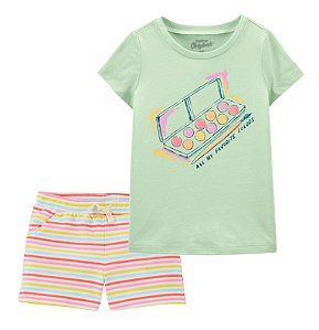 Camiseta Maquiagem e Shorts Listras