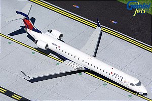 Gemini Jets 1:200 Delta Connection Bombardier CRJ900