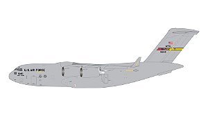 PRÉ- VENDA Gemini Jets 1:200 United States Air Force Boeing C-17 Globemaster III "March Air Force Base"