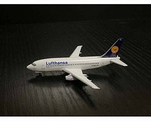 Aeroclassics 1:400 Lufthansa Boeing 737-200