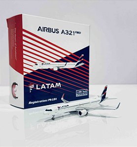Phoenix 1:400 LATAM Brasil Airbus A321neo