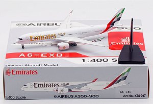 Aviation400 1:400 Emirates Airbus A350-900