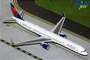 Gemini Jets 1:200 Delta Air Lines B757-300W N595NW (Pré-venda)
