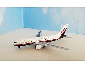 Aeroclassics 1:400 TWA Trans World Airlines Boeing B 767-200ER