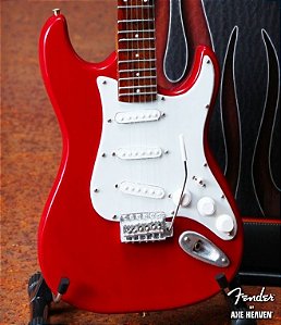Miniatura da Guitarra Oficialmente licenciada Red Fender Stratocaster