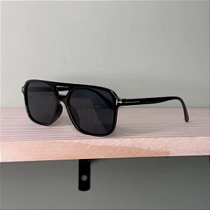 IRIRI - PRETO - PRETO