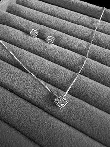 Conjunto Colar e Brincos Quadrado com Zircônia em Prata 925