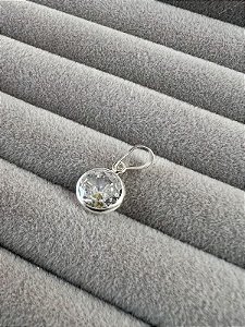 Pingente Ponto de Luz com Cravação Inglesa em Prata 925 8,5mm