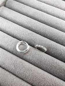 Brinco Argola Click com Zircônia em Prata 925 11mm