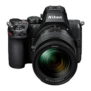 Nikon Z5 Mirrorless com Lente 24-70mm