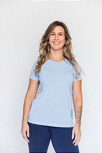 Camiseta Premium Antoma Azul Claro Estonada Logo Lateral