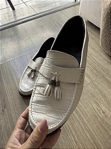 Mocassim branco Renner tam 36