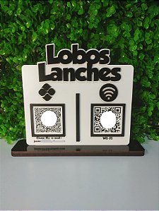 Placa com 2 QRCODES - Acabamento em mdf preto e Logo 3D